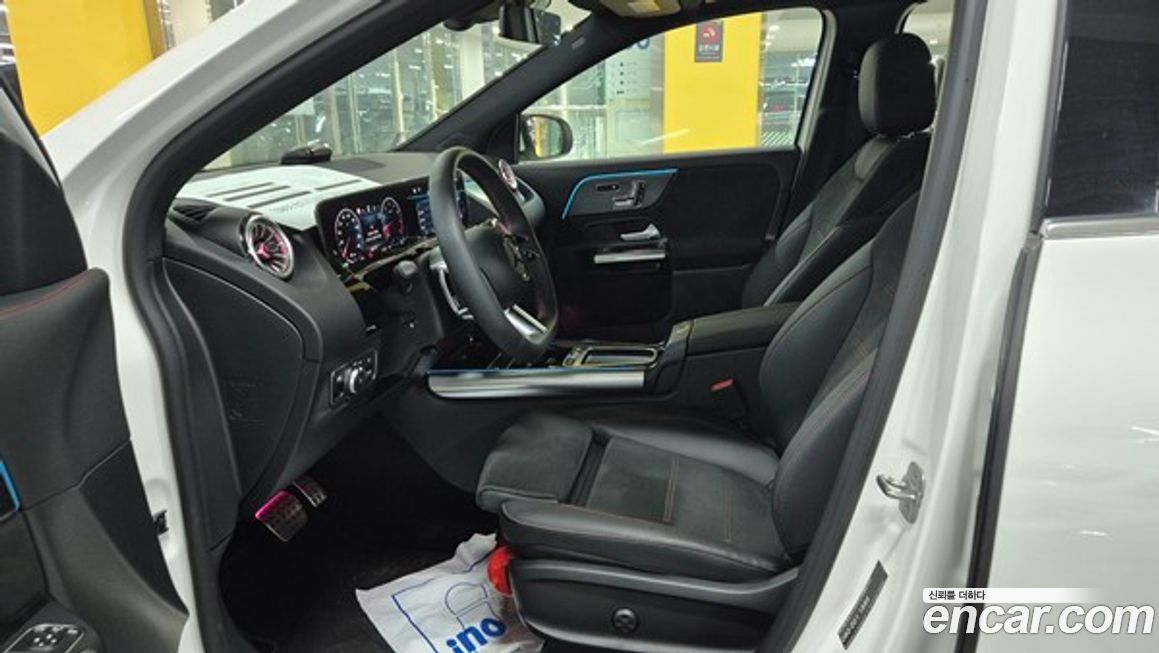 Mercedes-Benz GLA-Class 2026