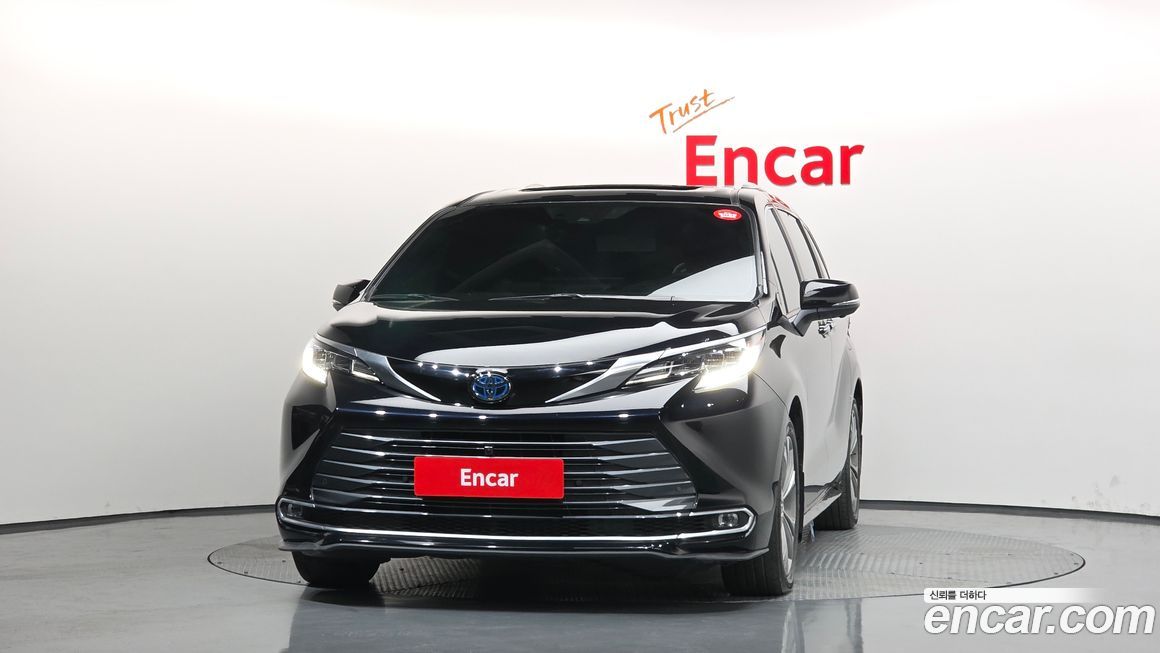 Toyota Sienna 2025