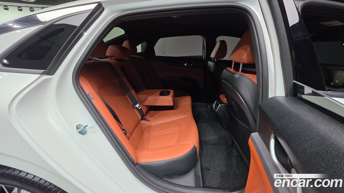 Kia K5 2025