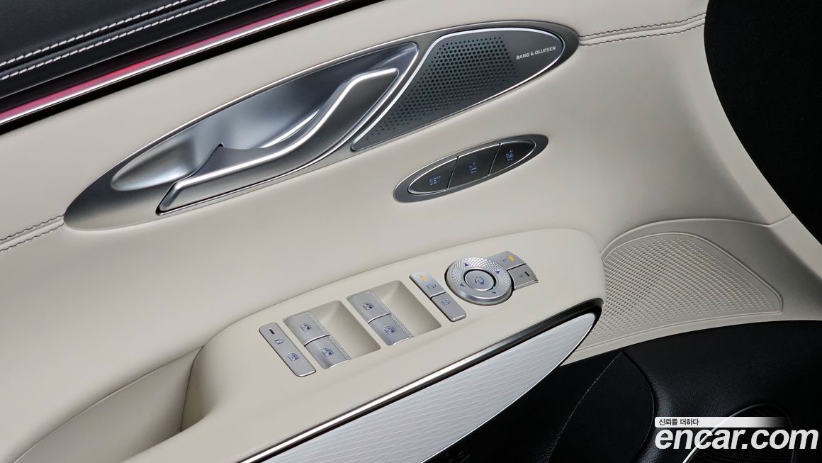 Genesis GV70 2026