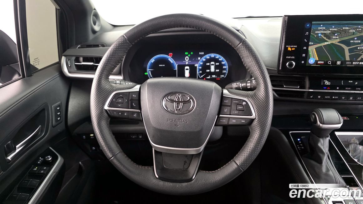 Toyota Sienna 2025