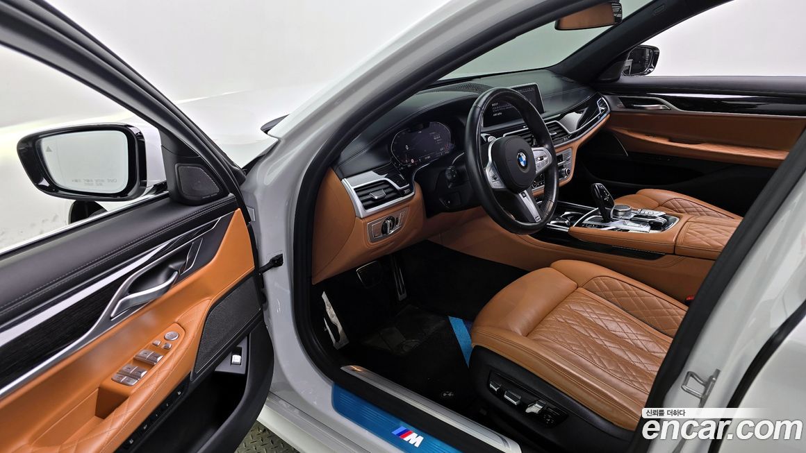 BMW 7-Series 2021