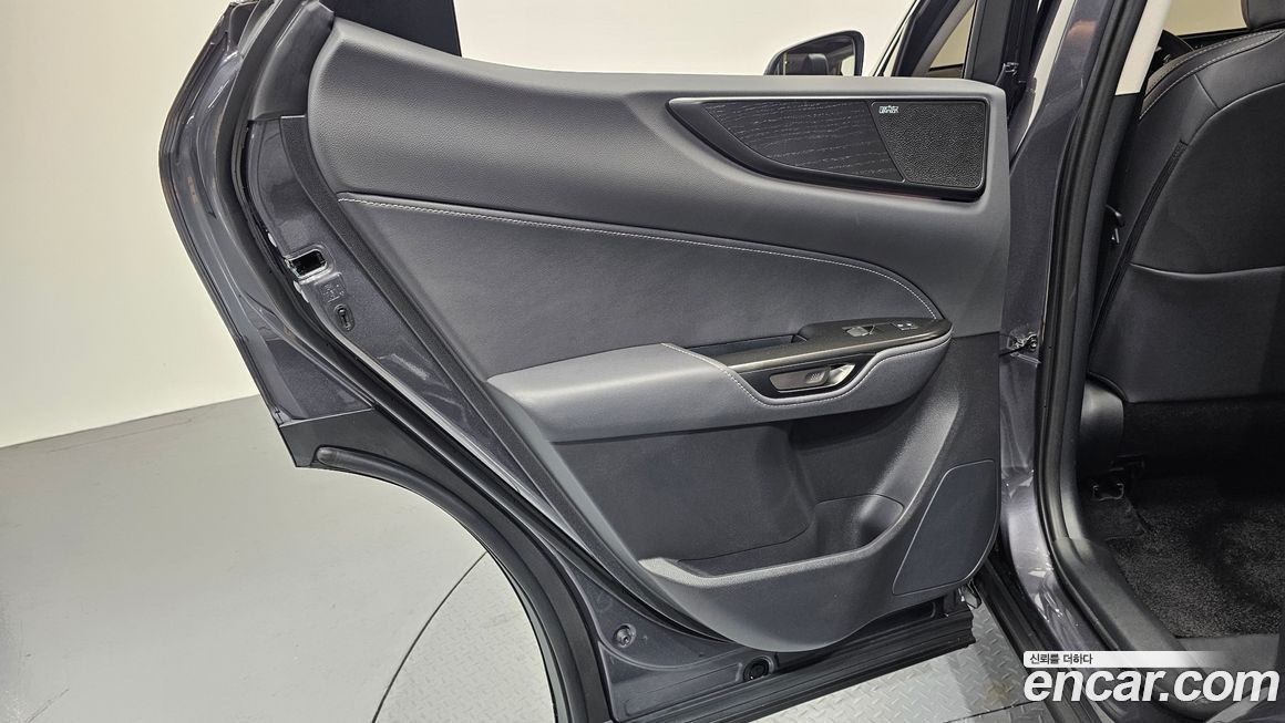Lexus NX 2025