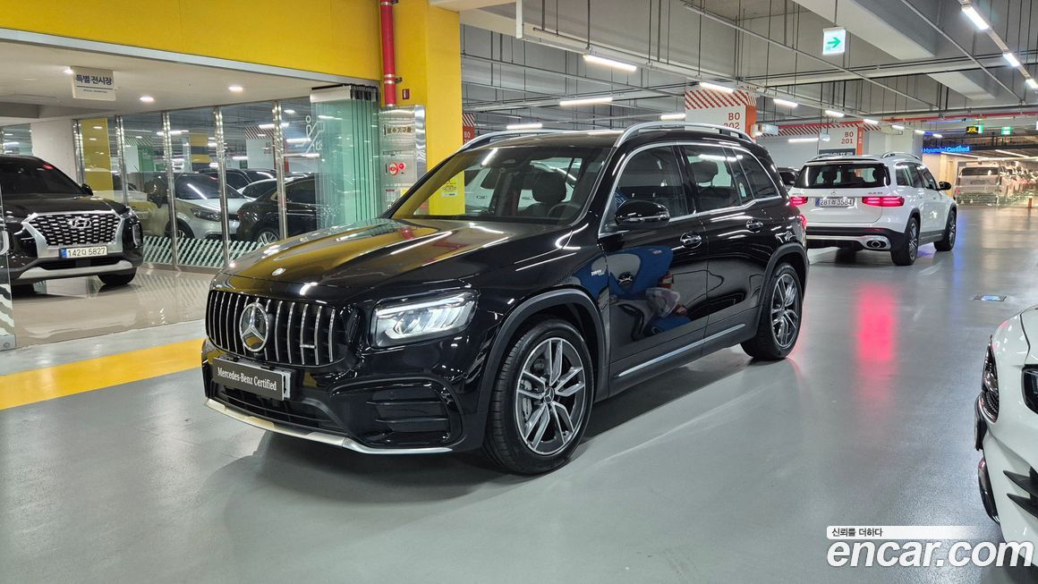 Mercedes-Benz GLB-Class 2025