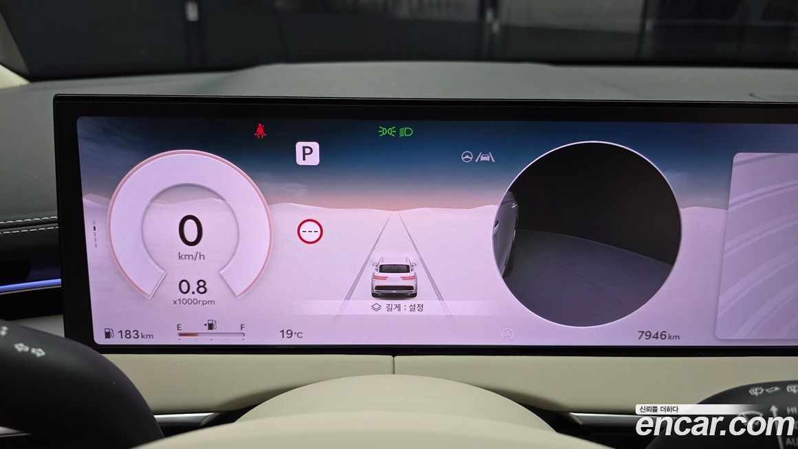Genesis GV70 2025