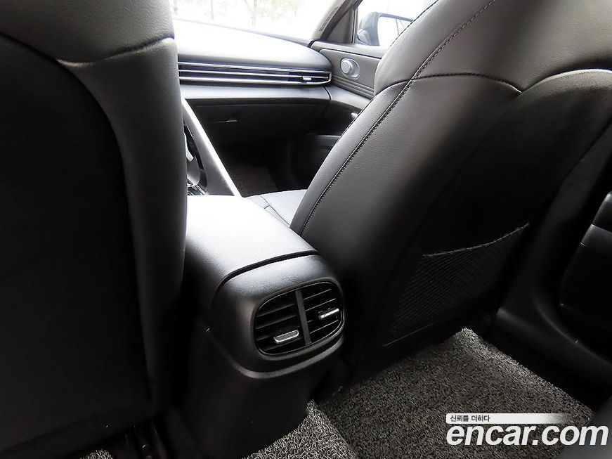 Hyundai AVANTE 2023