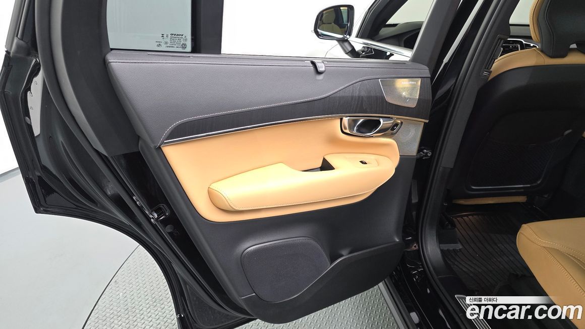 Volvo XC90 2024