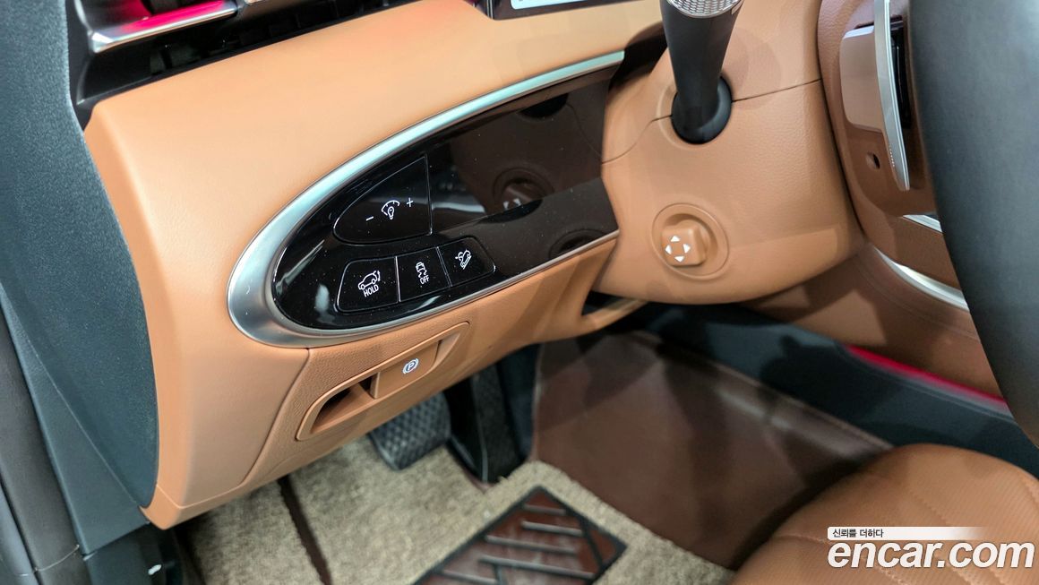 Genesis GV70 2025