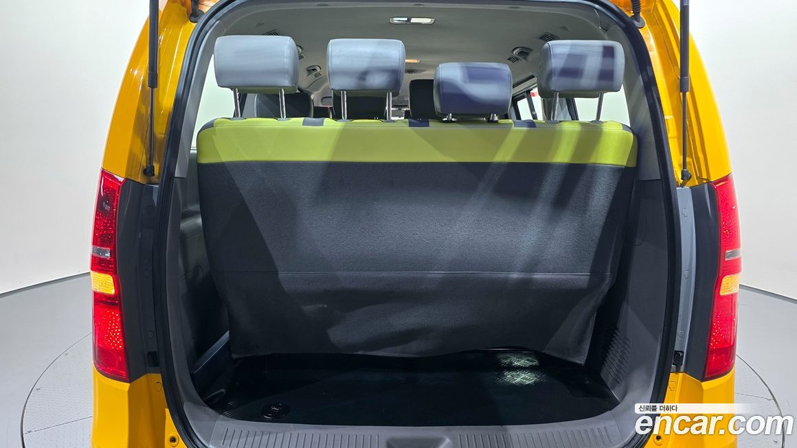 Hyundai Starex 2019