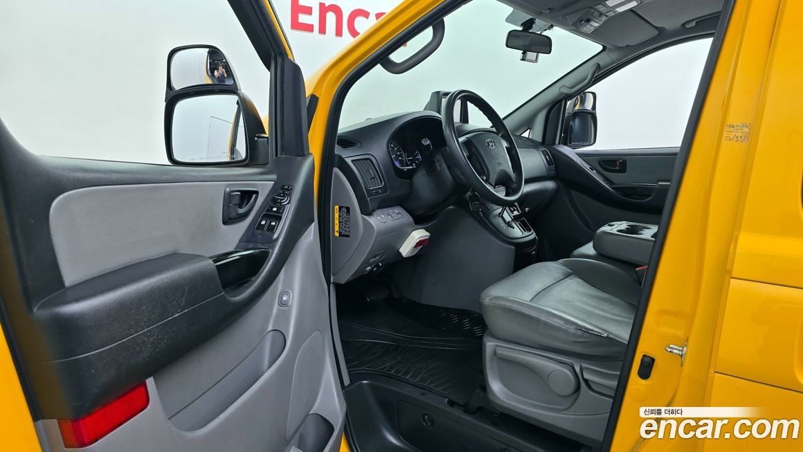Hyundai Starex 2019
