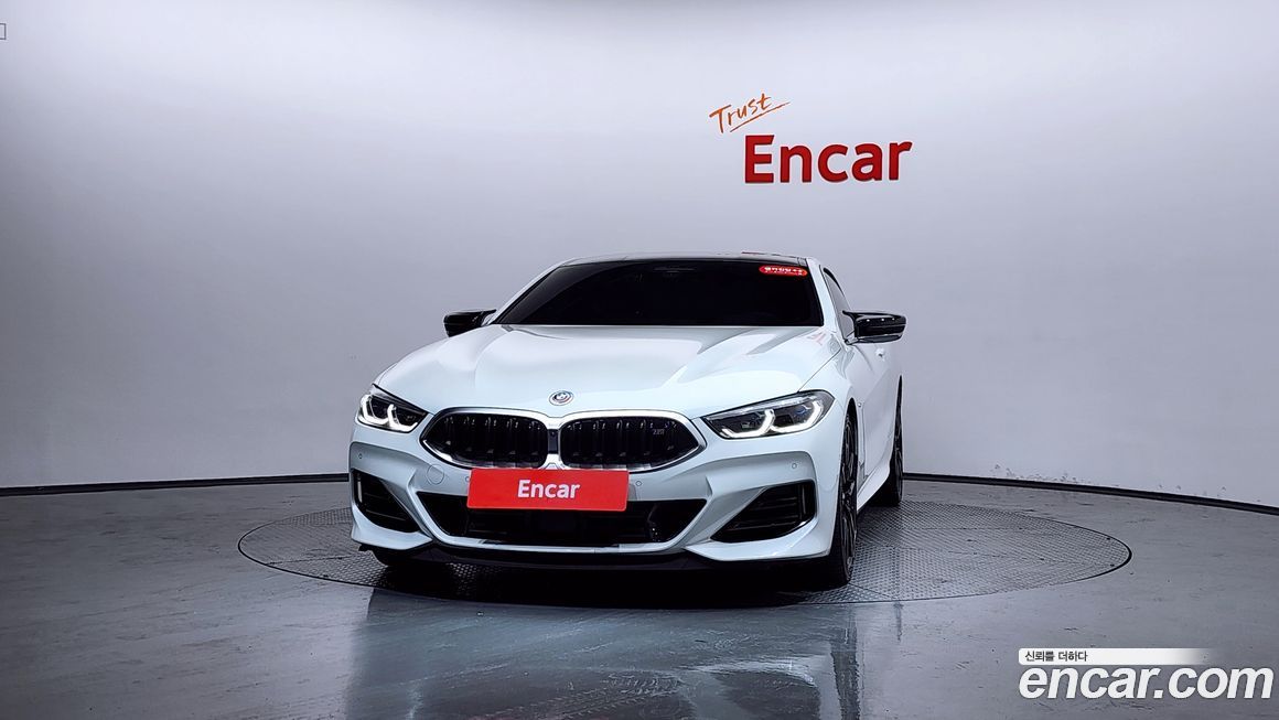 BMW 8-Series 2022