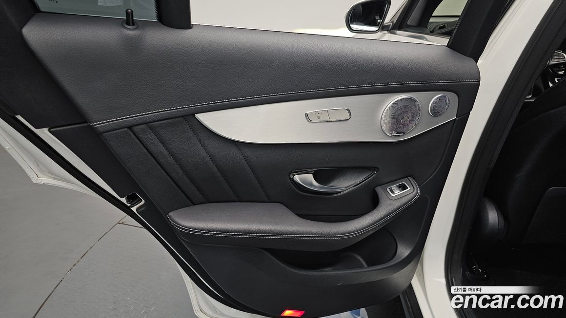 Mercedes-Benz GLC-Class 2019