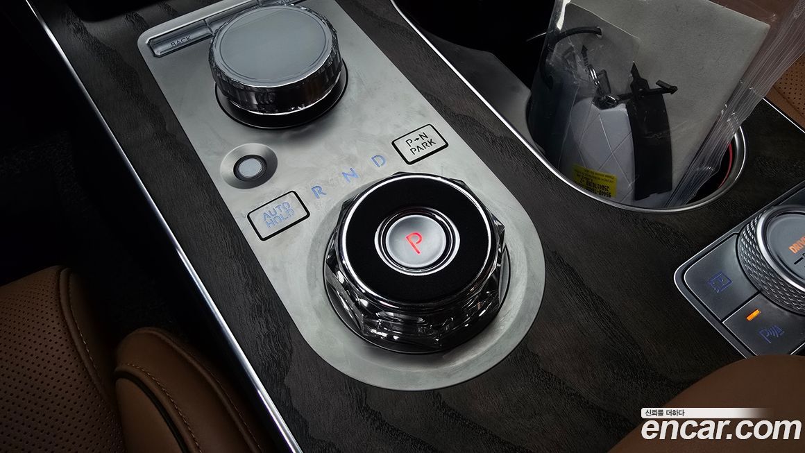 Genesis GV80 2025