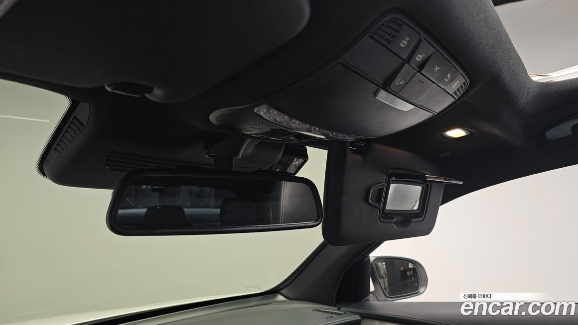 Mercedes-Benz GLC-Class 2019