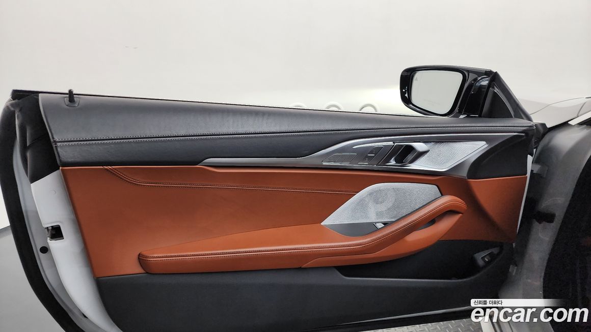 BMW 8-Series 2022