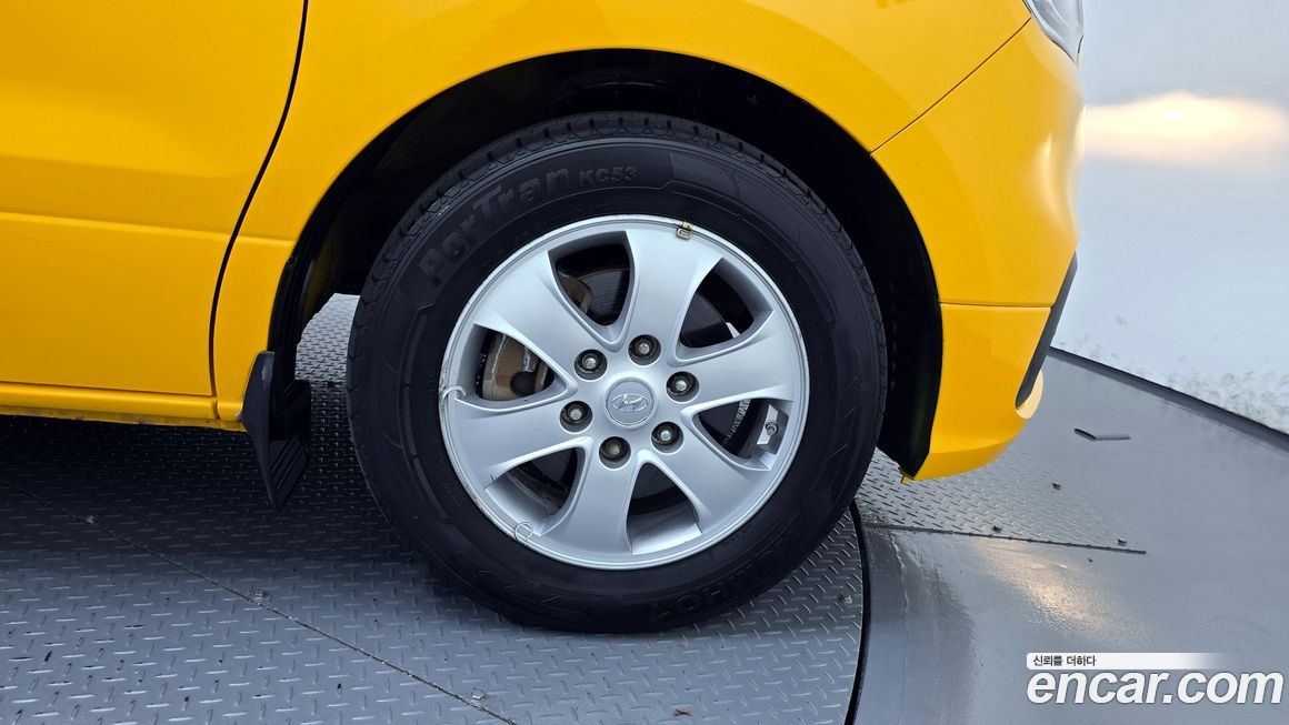 Hyundai Starex 2019