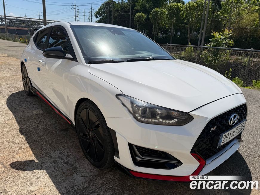 Hyundai Veloster 2021