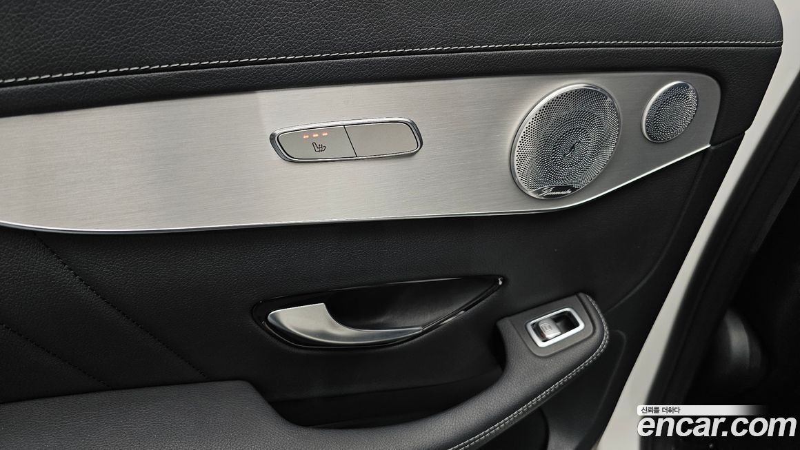 Mercedes-Benz GLC-Class 2019