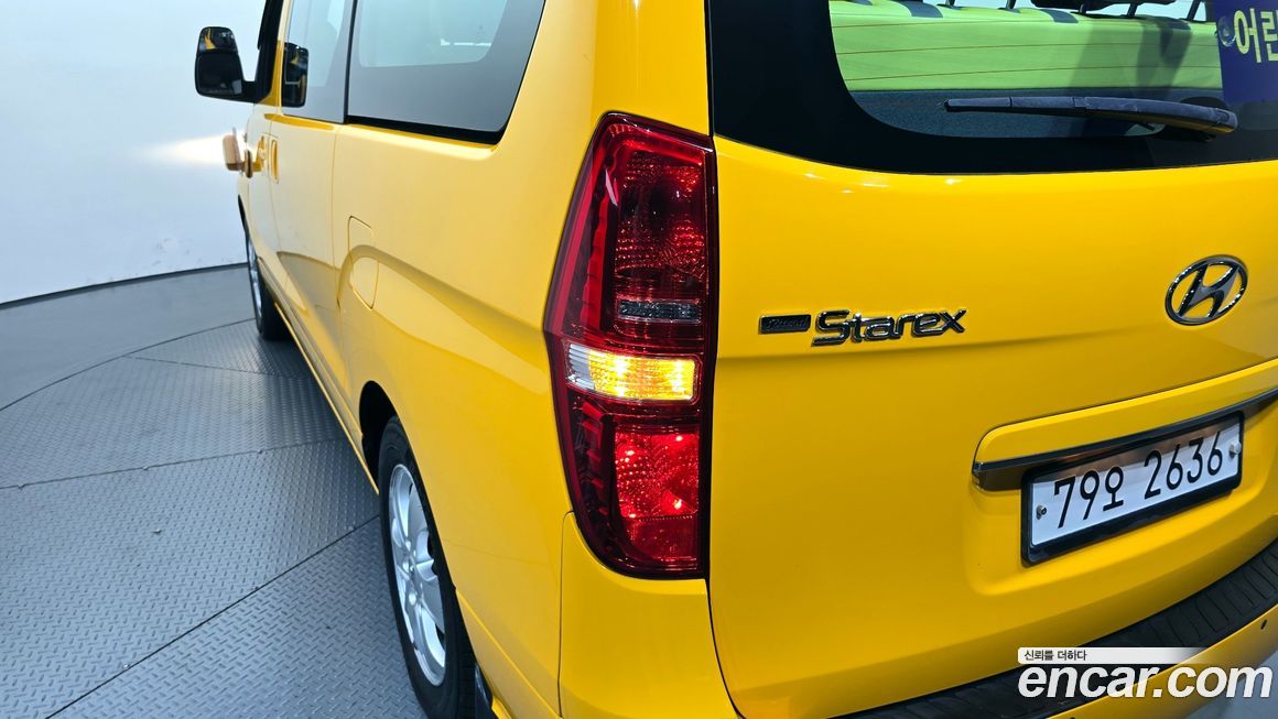 Hyundai Starex 2019