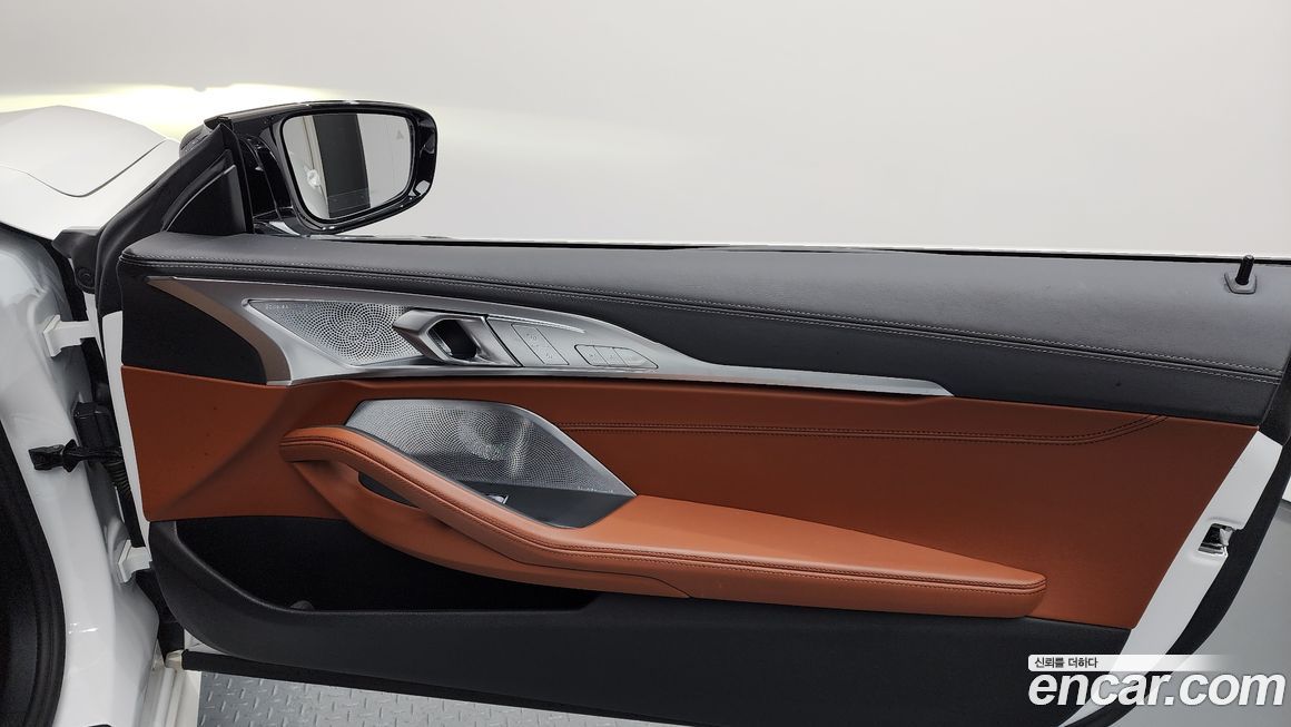 BMW 8-Series 2022