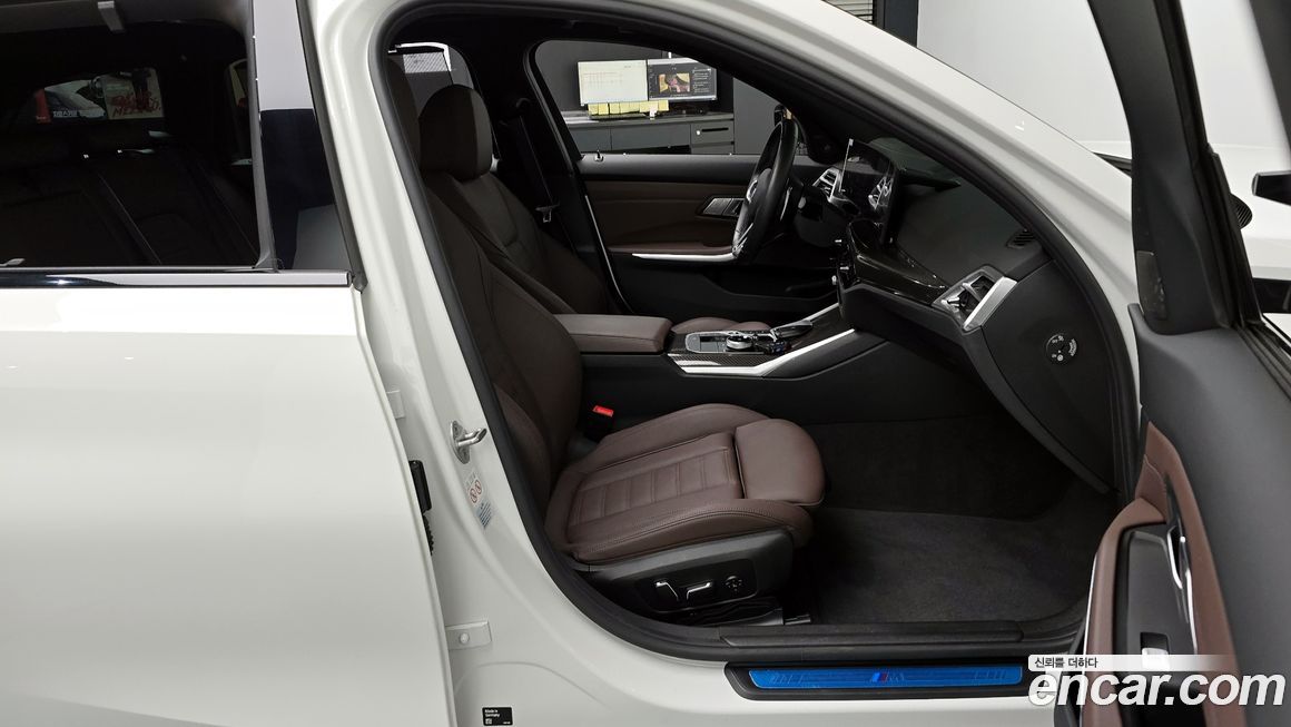 BMW 3-Series 2025