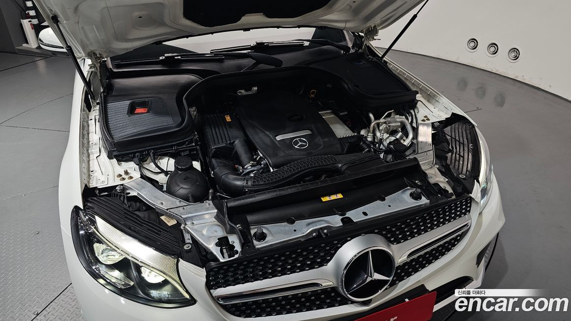 Mercedes-Benz GLC-Class 2019