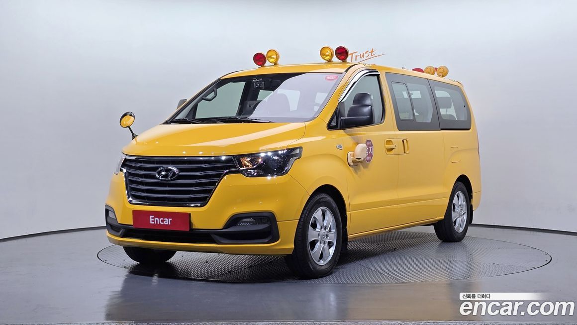 Hyundai Starex 2019