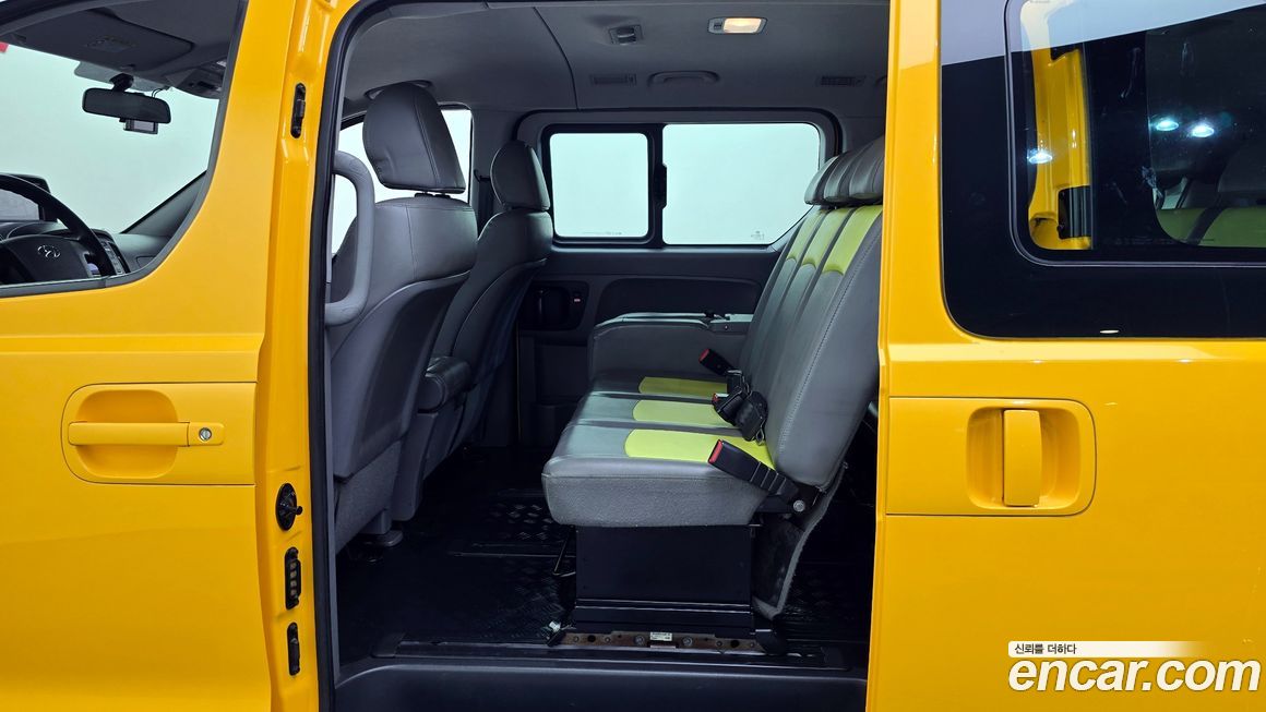 Hyundai Starex 2019