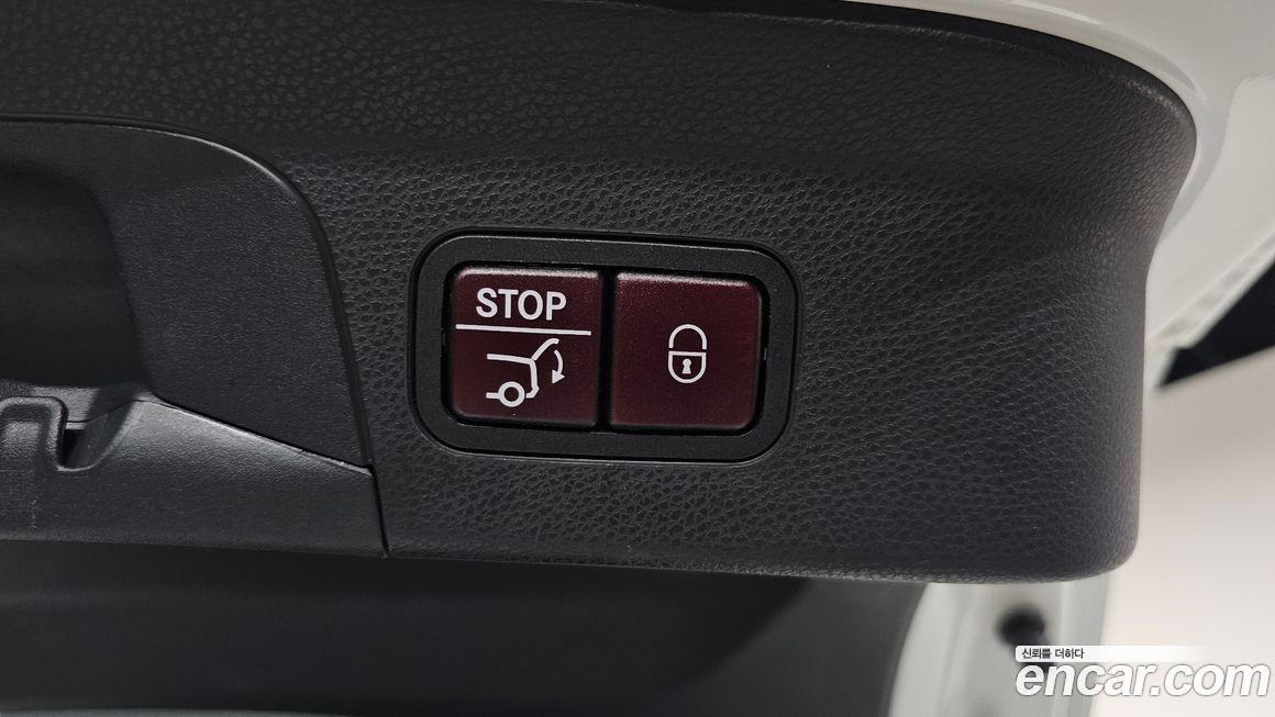 Mercedes-Benz GLC-Class 2019