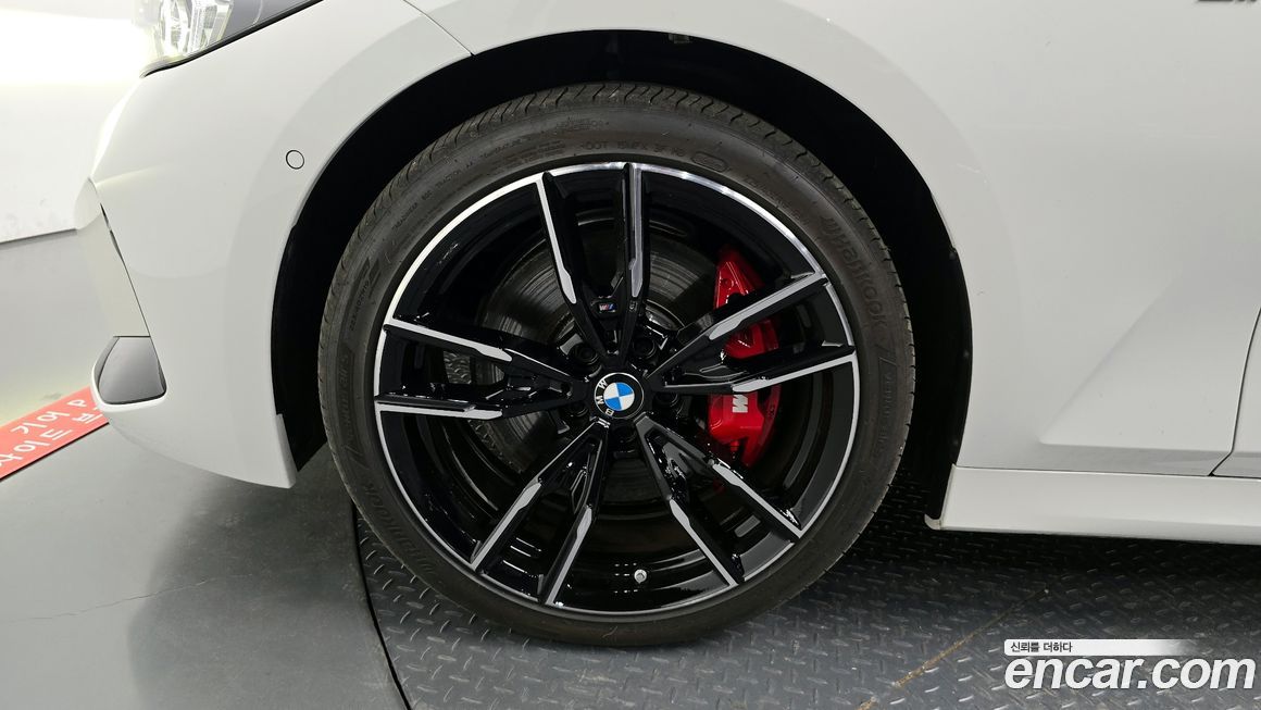BMW 3-Series 2025