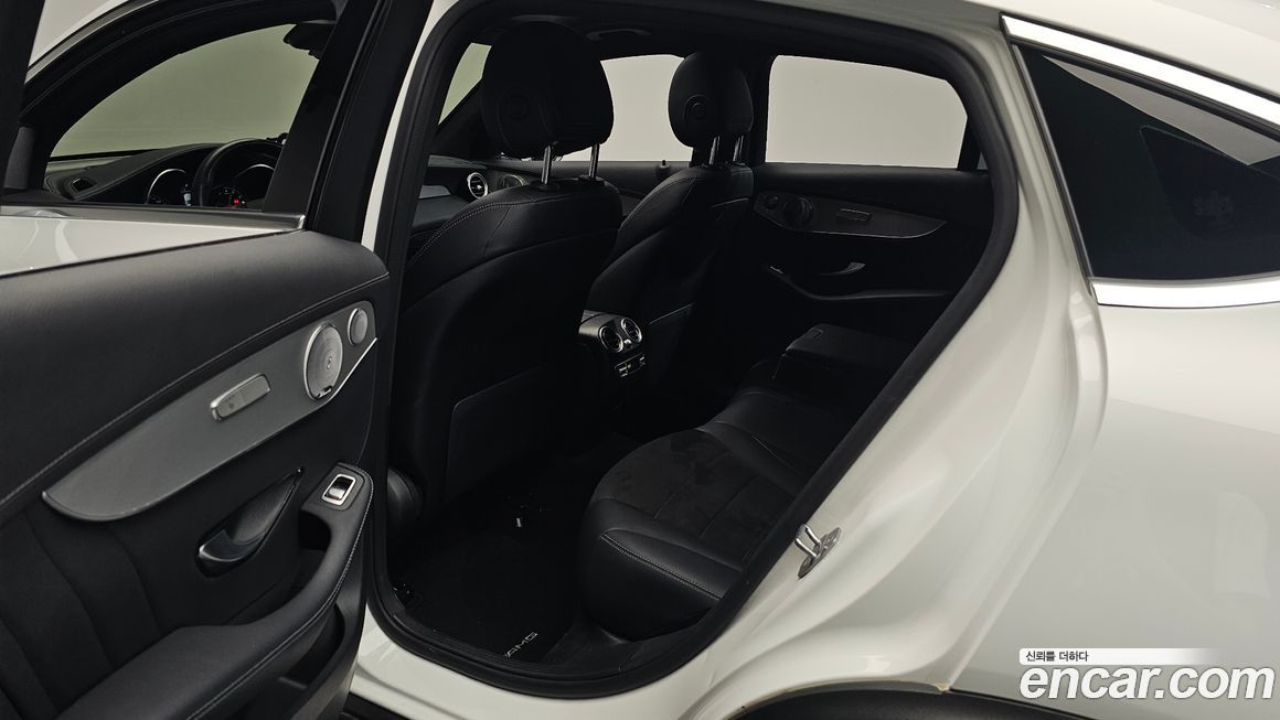 Mercedes-Benz GLC-Class 2019