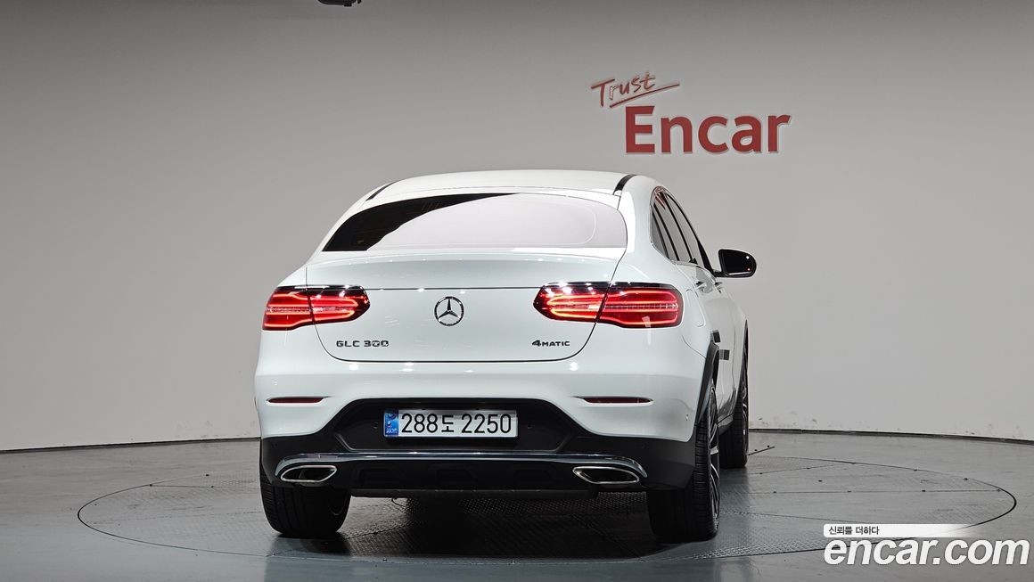 Mercedes-Benz GLC-Class 2019