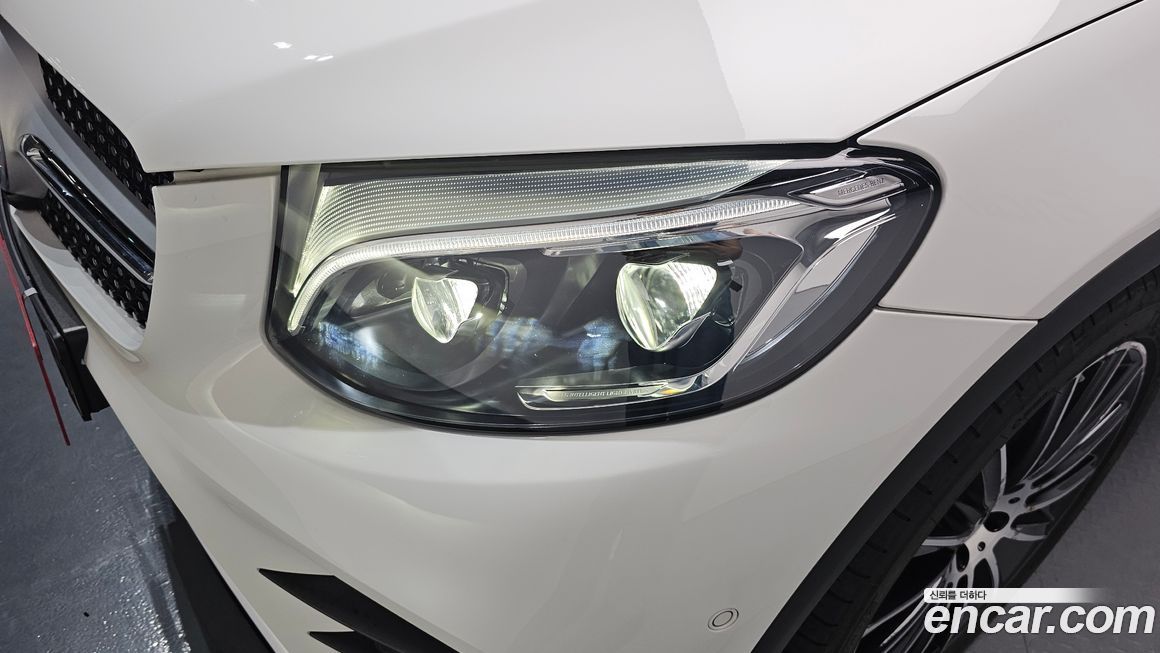 Mercedes-Benz GLC-Class 2019