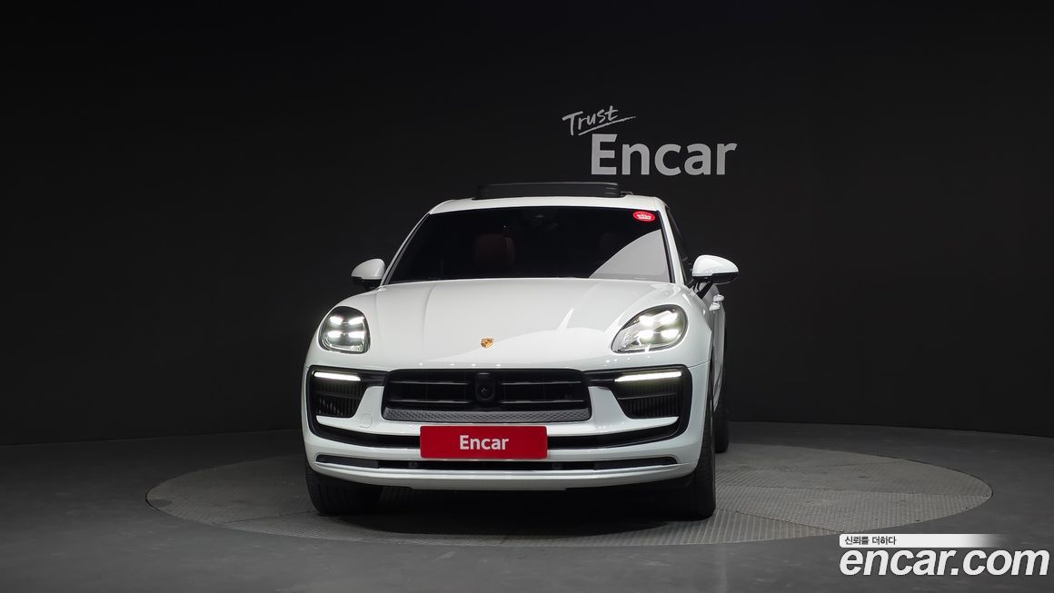 Porsche Macan 2023