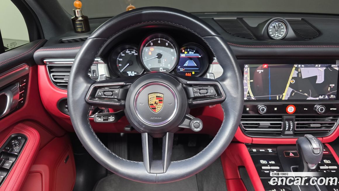 Porsche Macan 2023