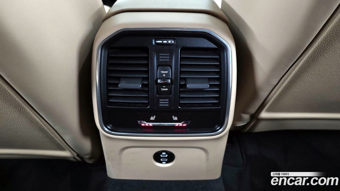 Porsche Macan 2024