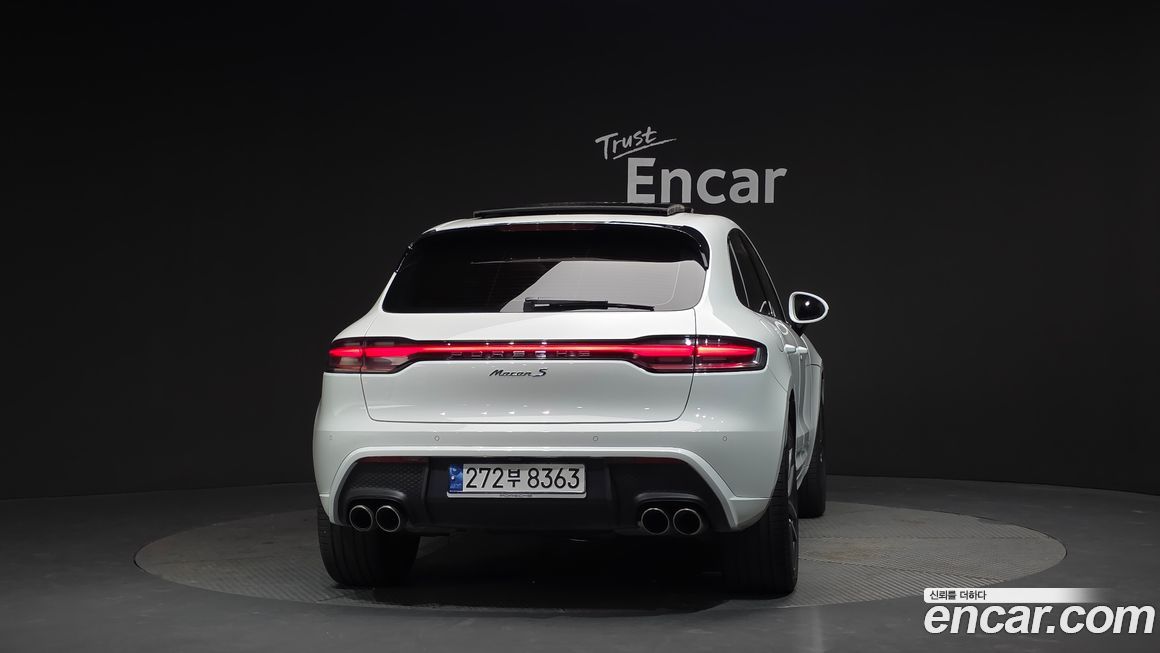 Porsche Macan 2023