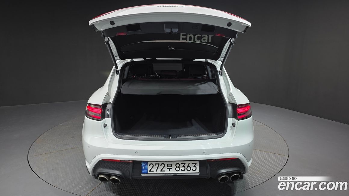 Porsche Macan 2023