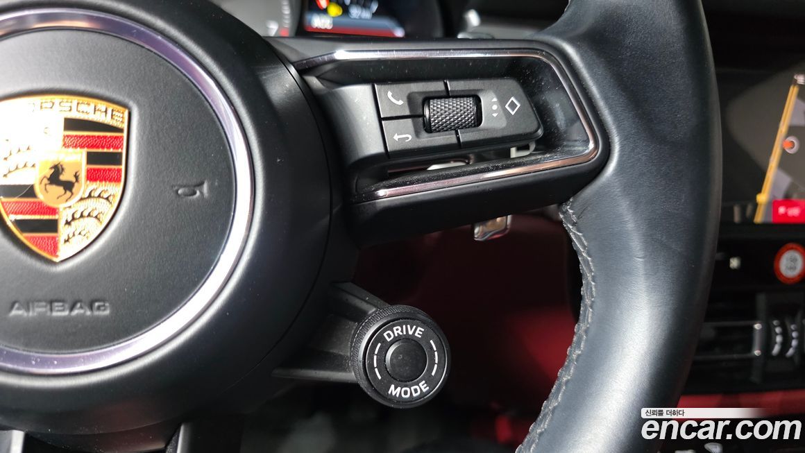Porsche Macan 2023