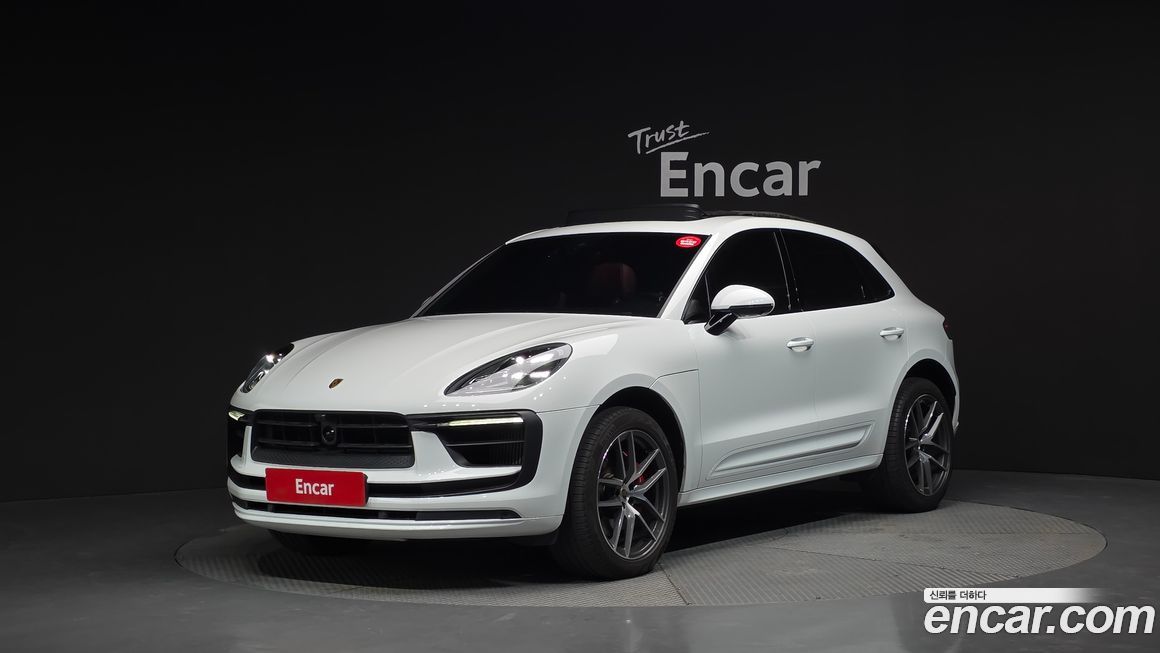 Porsche Macan 2023