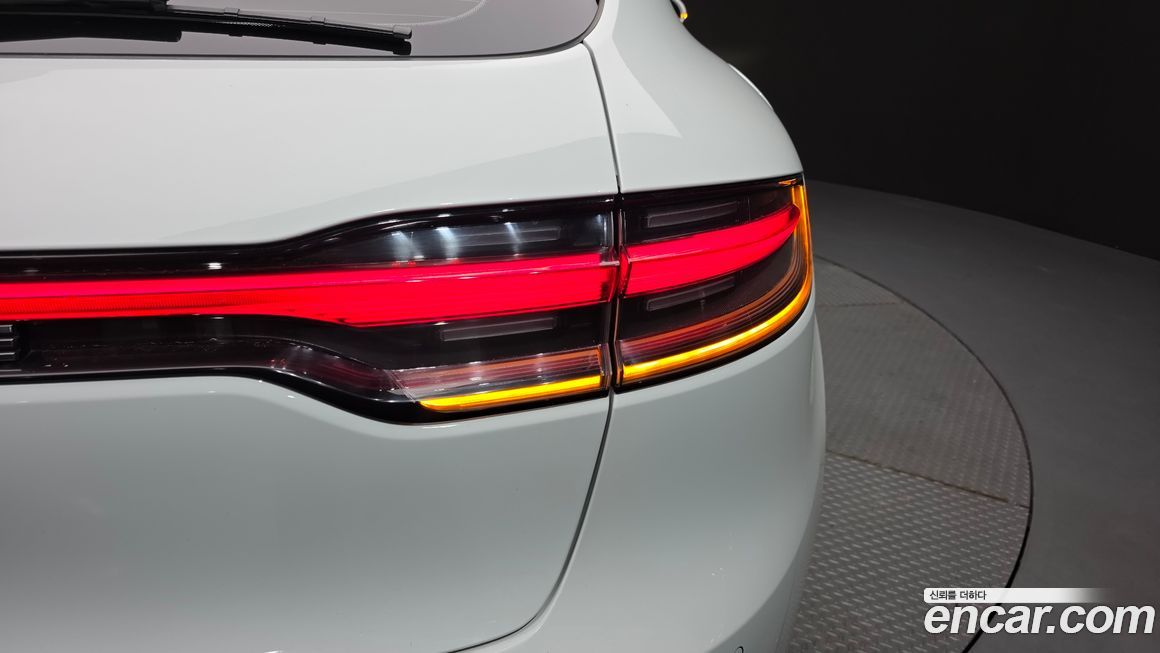 Porsche Macan 2023