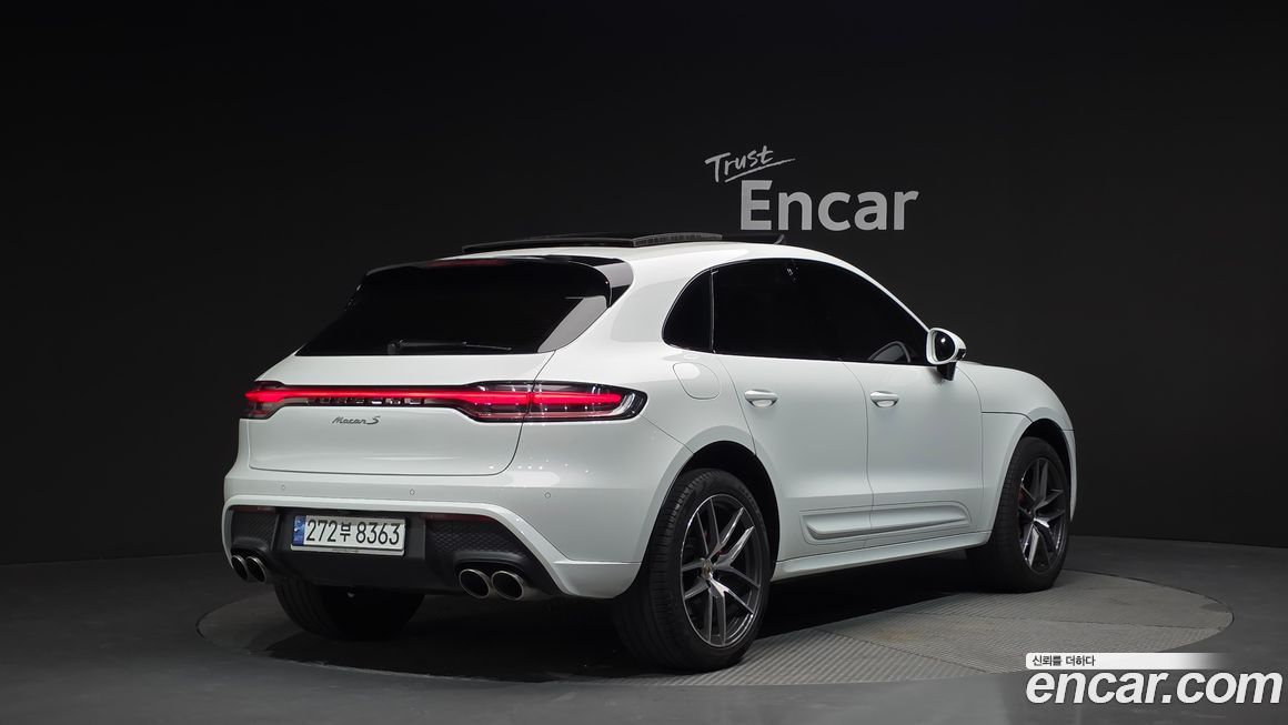 Porsche Macan 2023