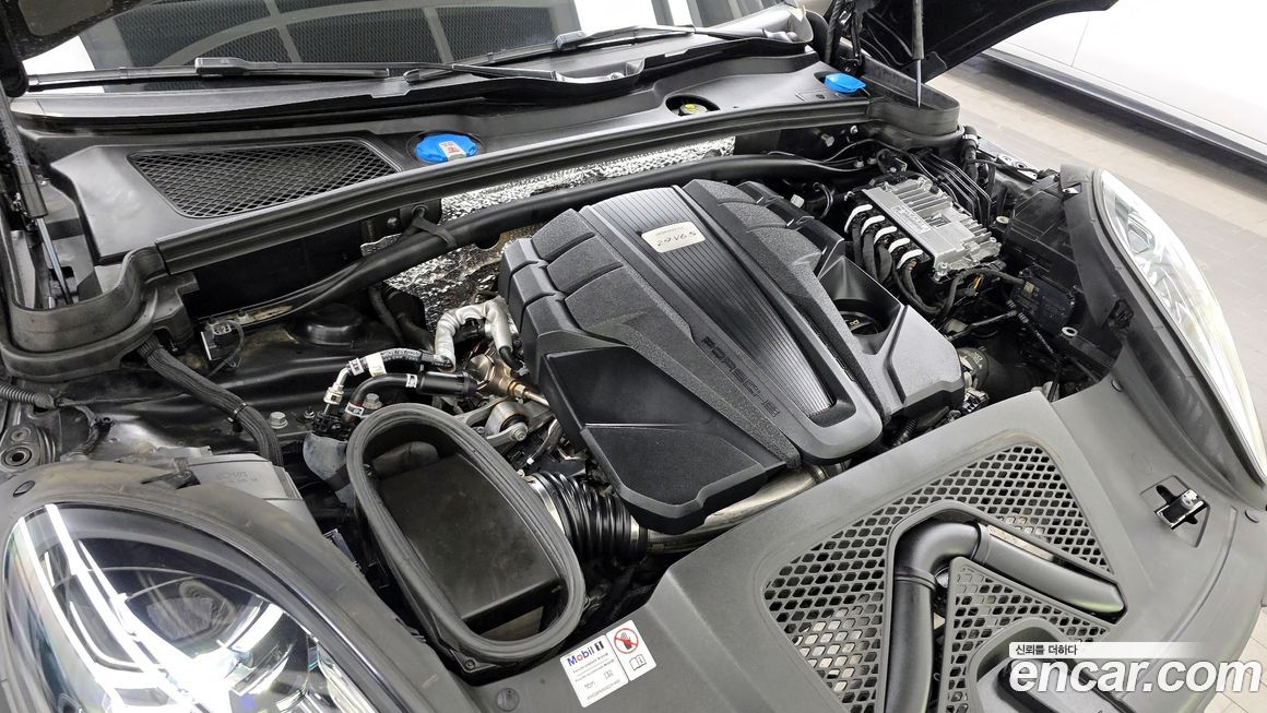 Porsche Macan 2024