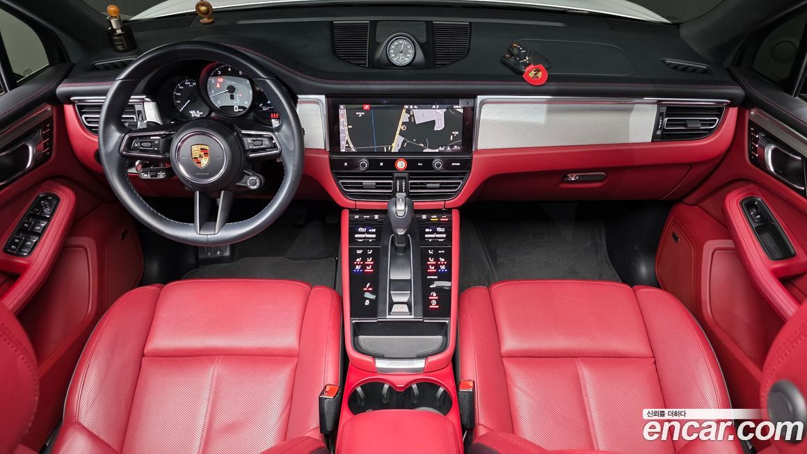 Porsche Macan 2023