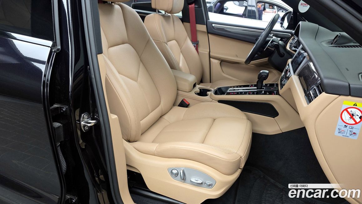 Porsche Macan 2024