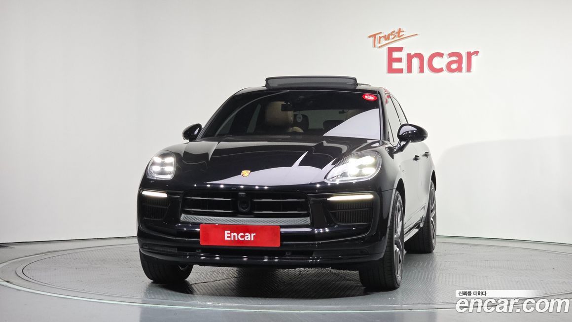 Porsche Macan 2024