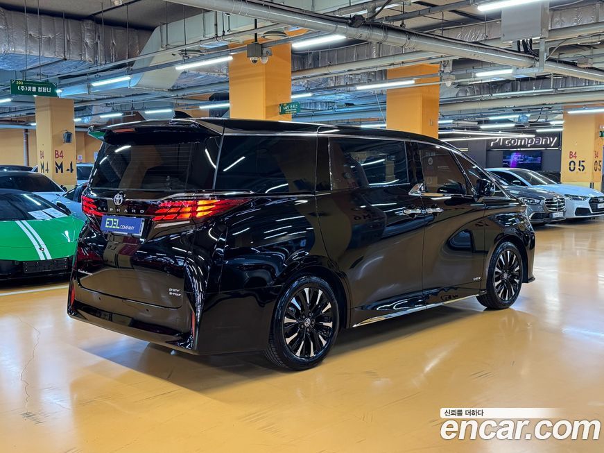Toyota Alphard 2024