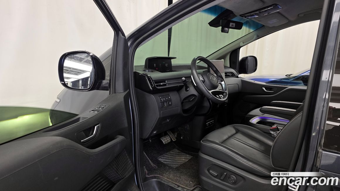Hyundai Staria 2022