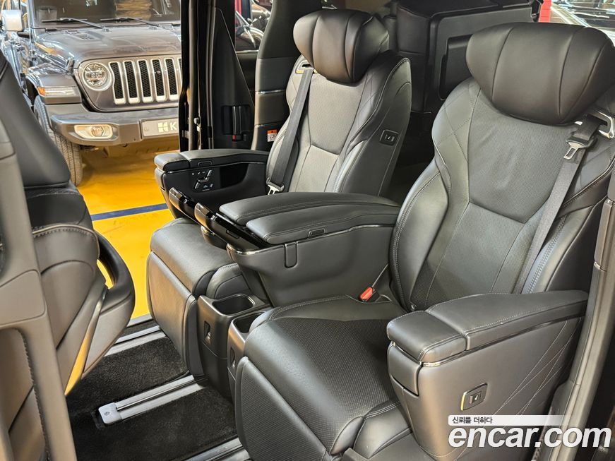 Toyota Alphard 2024