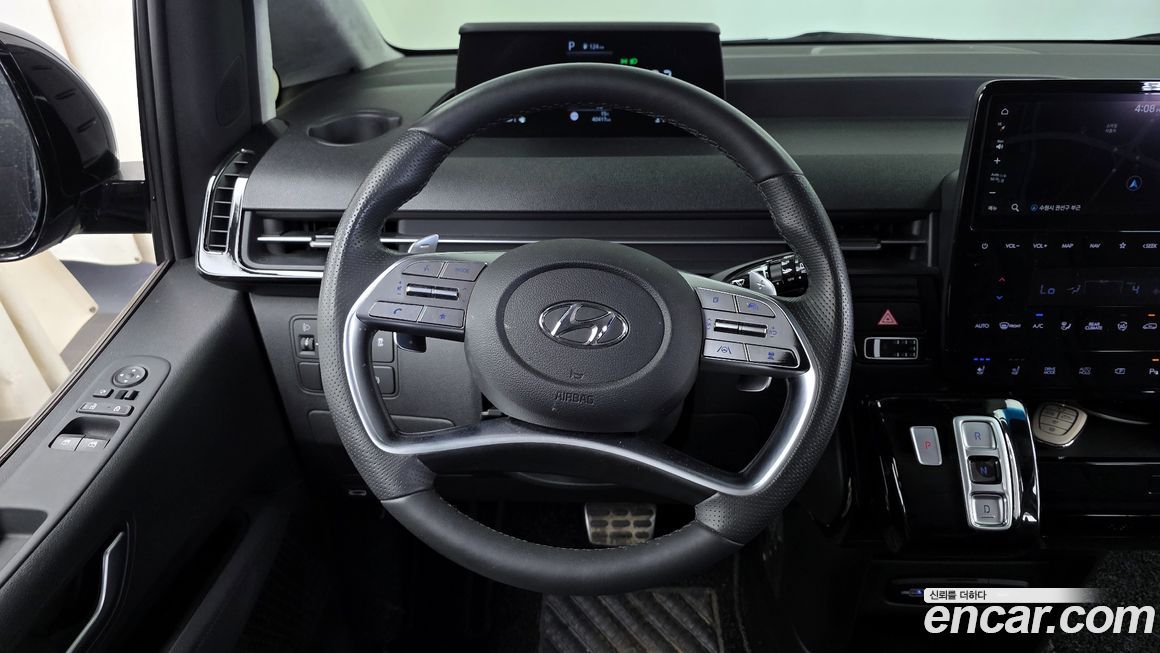 Hyundai Staria 2022